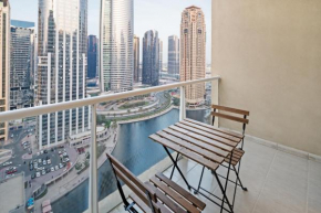 Modern Studio Apartment In Lake View